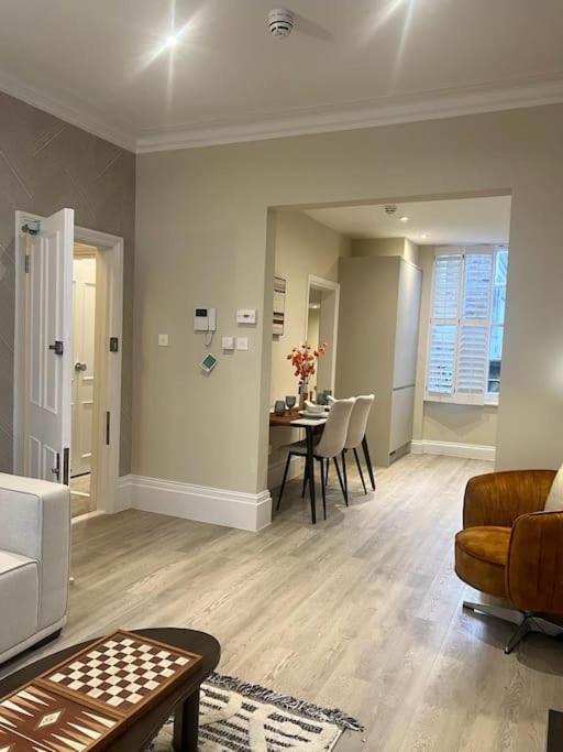 New Flat In Holland Park Apartment London Luaran gambar
